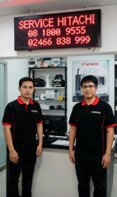 Kỹ thuật Hitachi được đào tạo chuyên nghiệp