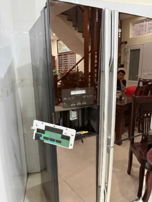 Tủ lạnh hitachi side by side hiện lỗi màn hình